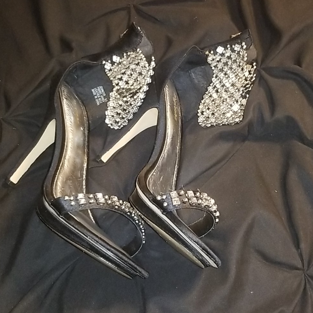 Zigi Soho heels